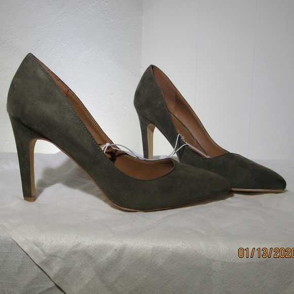 Atmosphere Shoes - Bogo!👛Atmosphere woman's 8 heel brown